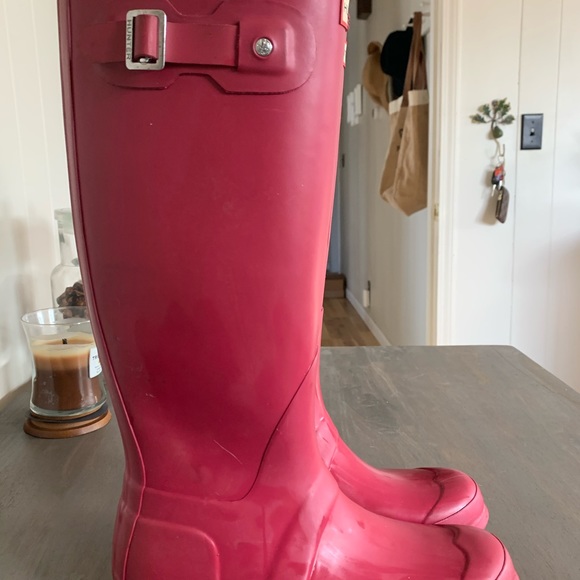 Hunter Rain Boots: color raspberry - Picture 2 of 3